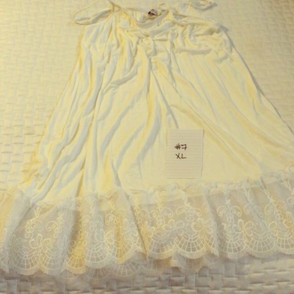 Lace dress/top extender